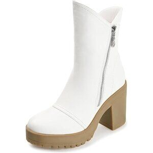 Women Journee Collection Jaquie Booties
